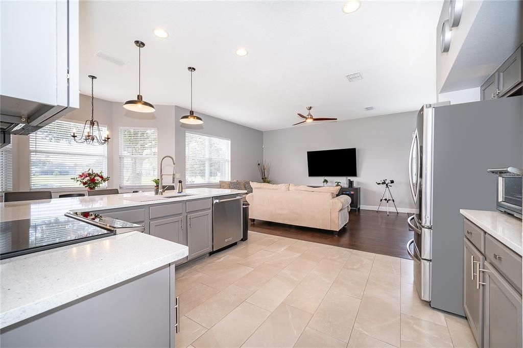 待售: $660,000 (4 贝兹, 2 浴室, 2694 平方英尺)