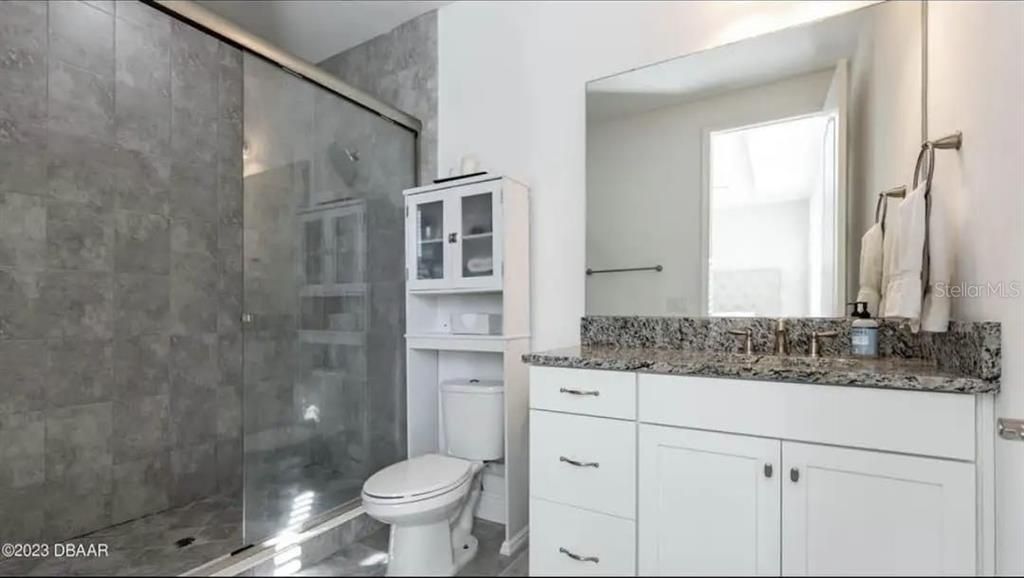 待售: $389,900 (3 贝兹, 2 浴室, 1353 平方英尺)