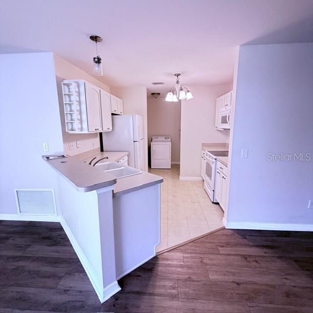 出租: $1,900 (2 贝兹, 2 浴室, 1188 平方英尺)