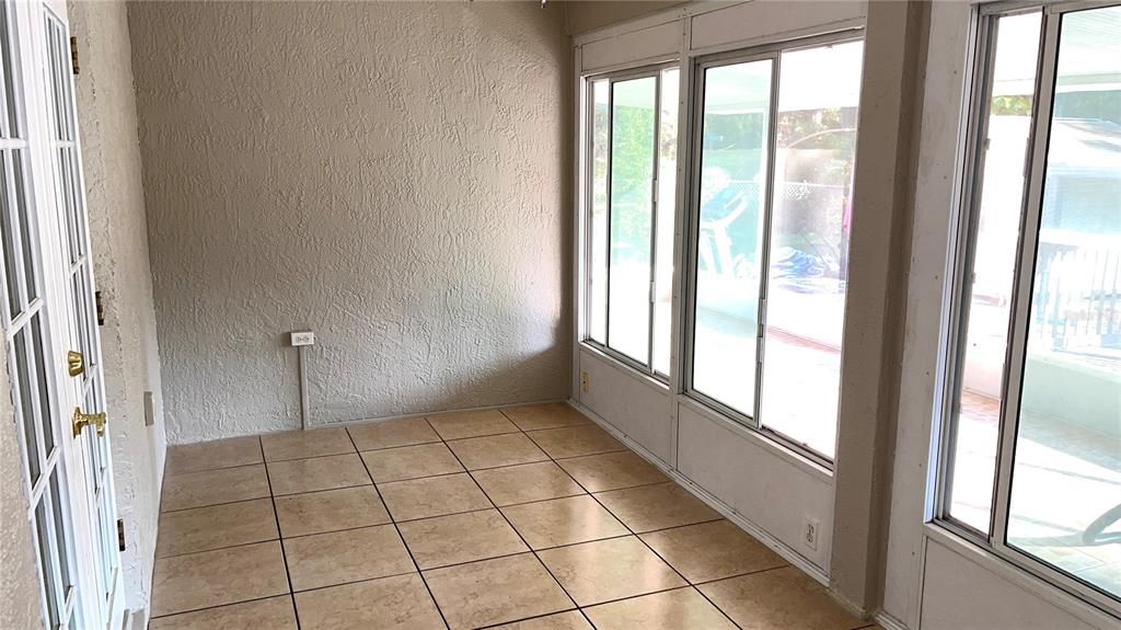 В аренду: $2,495 (3 спален, 2 ванн, 1773 Квадратных фут)