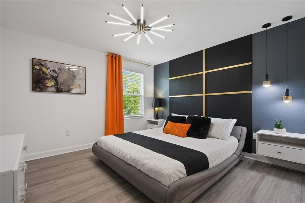 For Sale: $968,000 (8 beds, 5 baths, 4289 Square Feet)