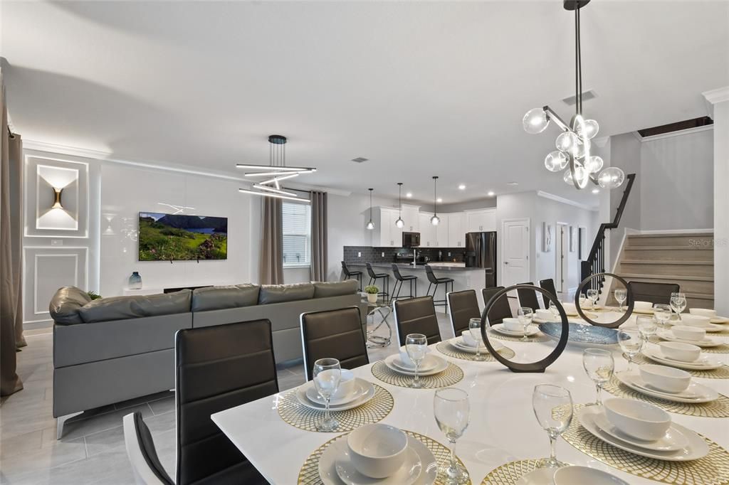 For Sale: $968,000 (8 beds, 5 baths, 4289 Square Feet)