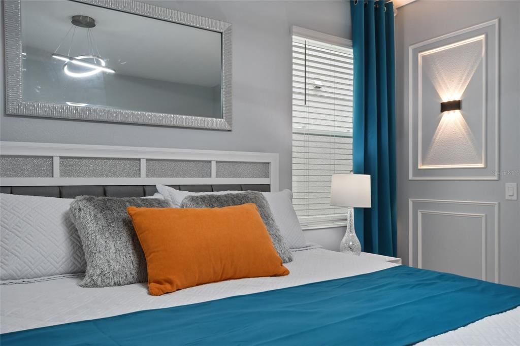 For Sale: $968,000 (8 beds, 5 baths, 4289 Square Feet)