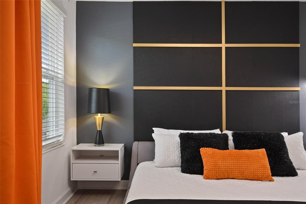 For Sale: $968,000 (8 beds, 5 baths, 4289 Square Feet)