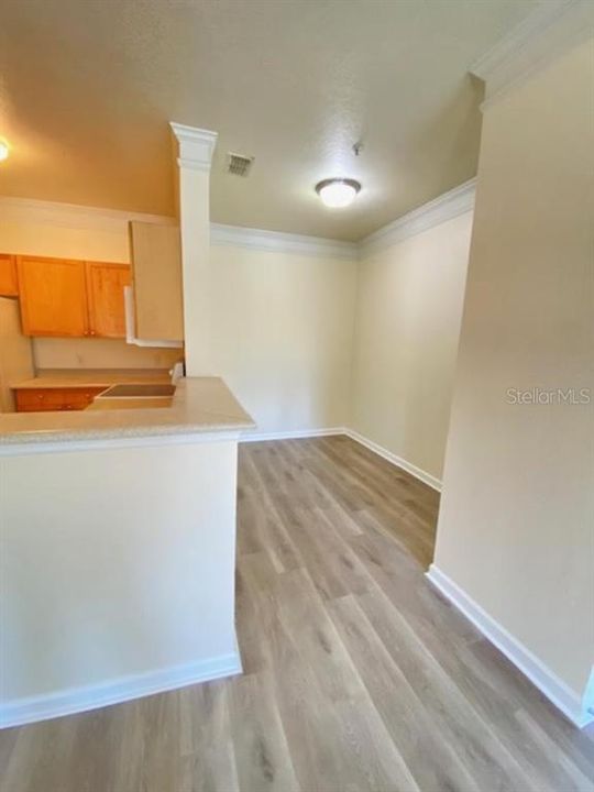 For Rent: $1,500 (1 beds, 1 baths, 765 Square Feet)
