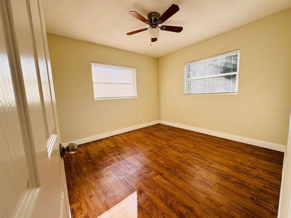 For Rent: $2,050 (3 beds, 1 baths, 1092 Square Feet)