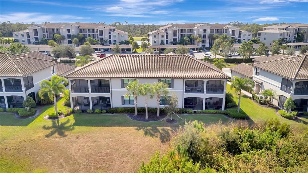 En Venta: $650,000 (3 camas, 2 baños, 2108 Pies cuadrados)