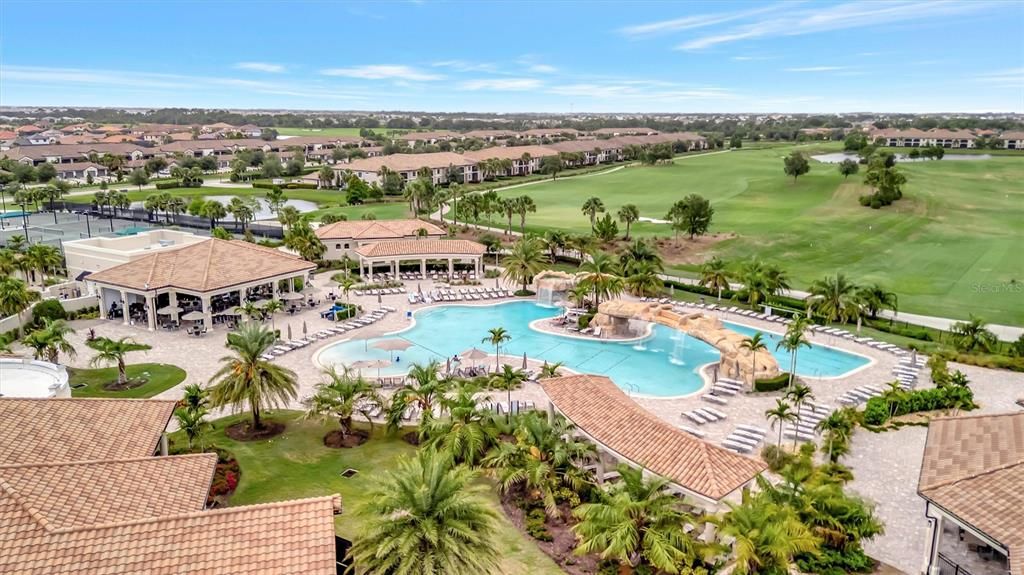 En Venta: $650,000 (3 camas, 2 baños, 2108 Pies cuadrados)