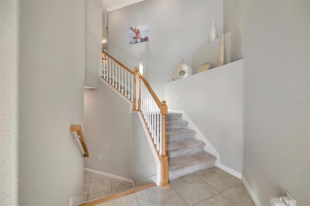 En Venta: $650,000 (3 camas, 2 baños, 2108 Pies cuadrados)