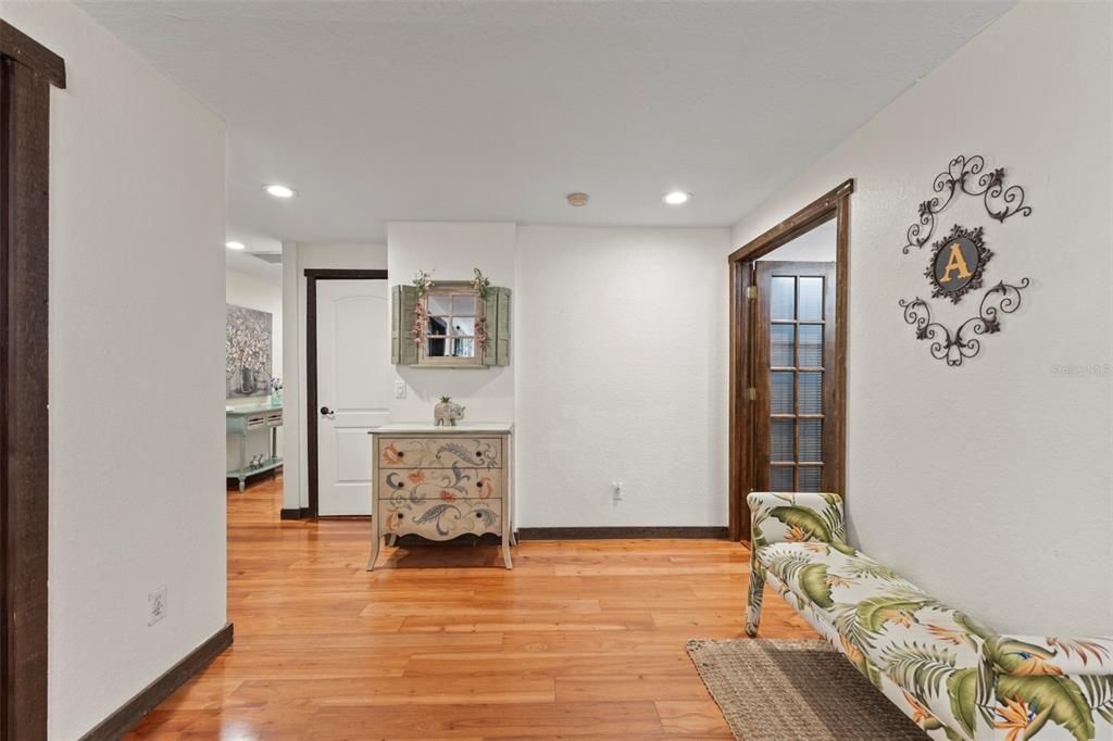 En Venta: $910,000 (3 camas, 3 baños, 3406 Pies cuadrados)