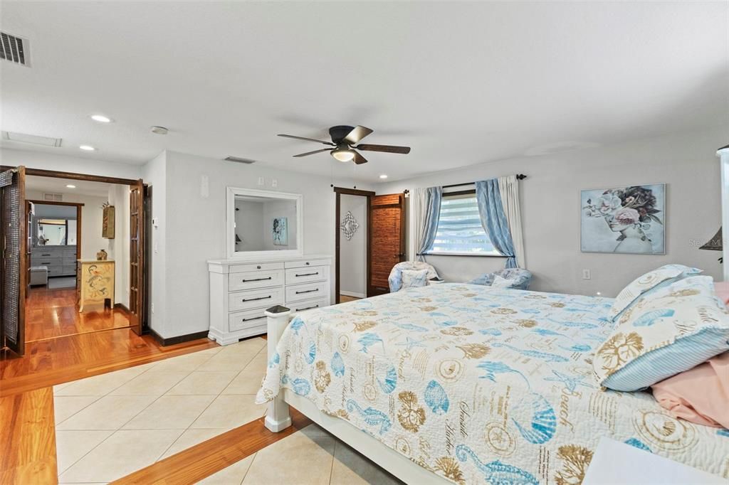 En Venta: $910,000 (3 camas, 3 baños, 3406 Pies cuadrados)