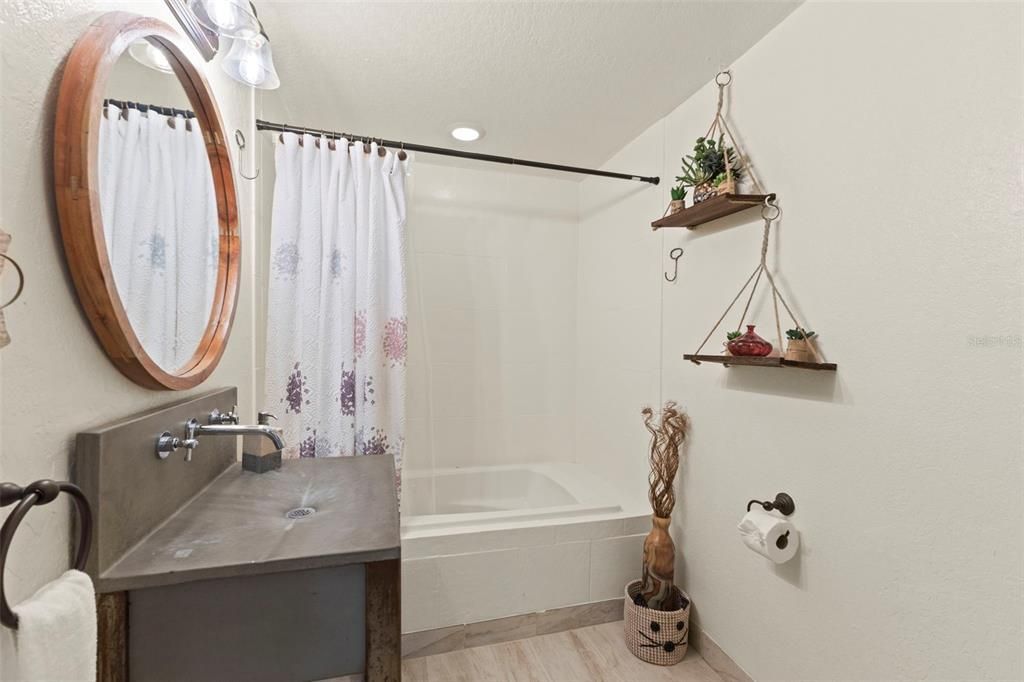 En Venta: $910,000 (3 camas, 3 baños, 3406 Pies cuadrados)