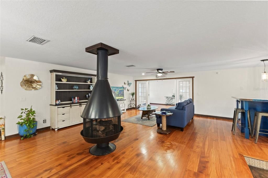 En Venta: $910,000 (3 camas, 3 baños, 3406 Pies cuadrados)