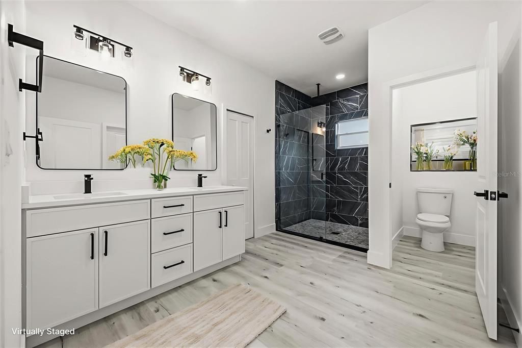 For Sale: $375,000 (4 beds, 2 baths, 1856 Square Feet)