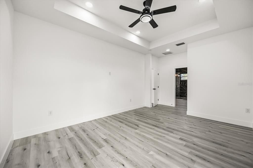 For Sale: $375,000 (4 beds, 2 baths, 1856 Square Feet)