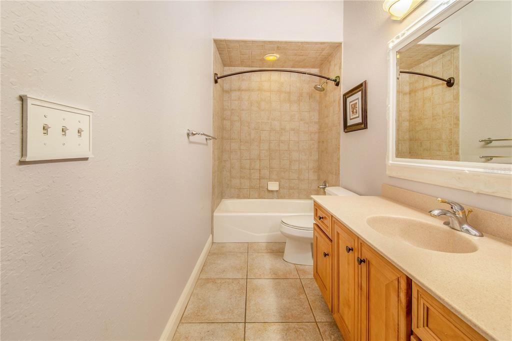 For Sale: $499,000 (4 beds, 3 baths, 2221 Square Feet)