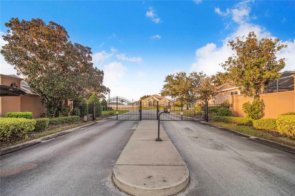 For Sale: $499,000 (4 beds, 3 baths, 2221 Square Feet)