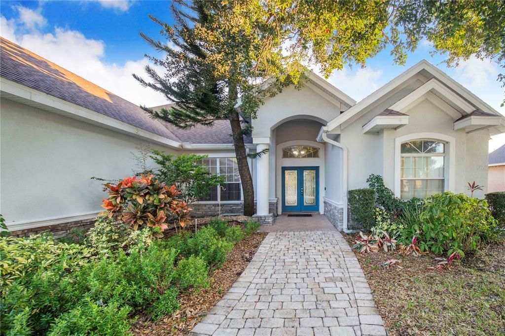 For Sale: $499,000 (4 beds, 3 baths, 2221 Square Feet)