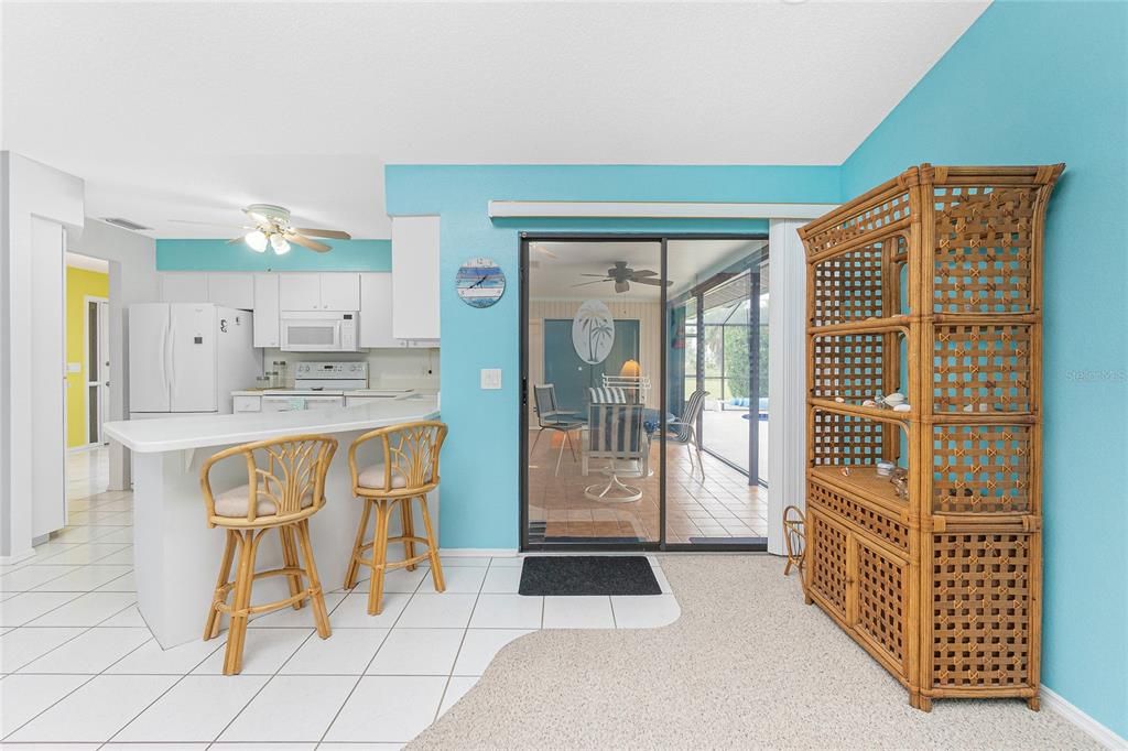 На продажу: $339,000 (3 спален, 2 ванн, 1747 Квадратных фут)