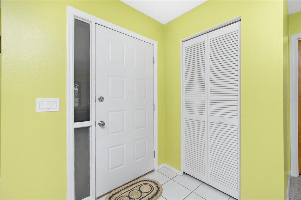 На продажу: $339,000 (3 спален, 2 ванн, 1747 Квадратных фут)