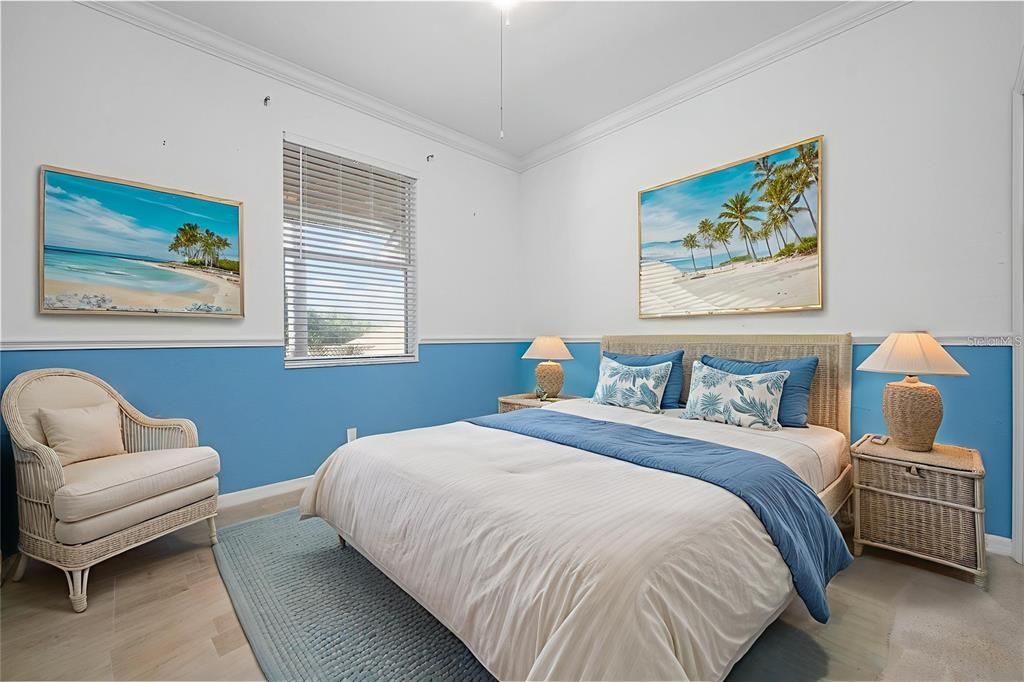 For Sale: $235,000 (2 beds, 2 baths, 1104 Square Feet)