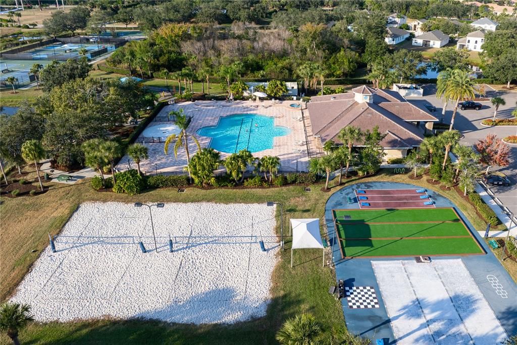 For Sale: $235,000 (2 beds, 2 baths, 1104 Square Feet)