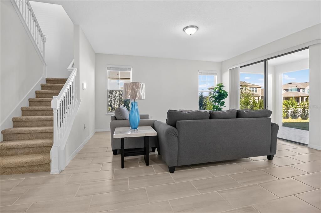 For Rent: $3,200 (4 beds, 3 baths, 2474 Square Feet)