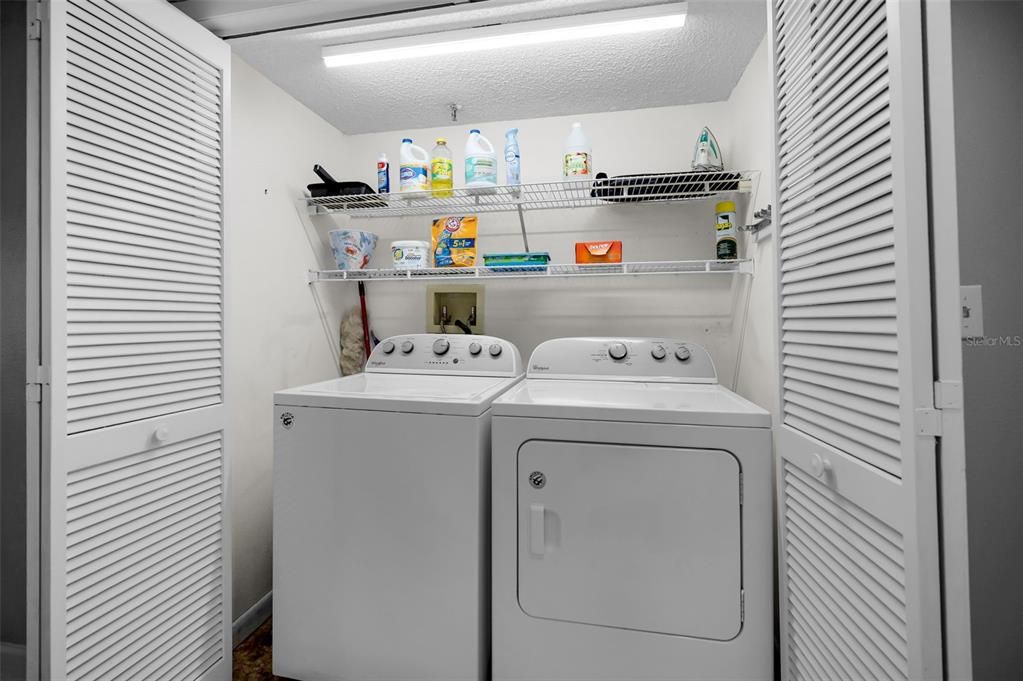 En Venta: $385,000 (2 camas, 2 baños, 1265 Pies cuadrados)