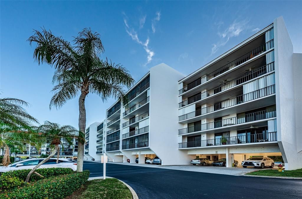 En Venta: $385,000 (2 camas, 2 baños, 1265 Pies cuadrados)