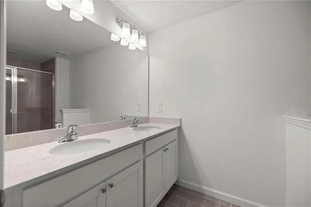 For Rent: $1,625 (3 beds, 2 baths, 1707 Square Feet)