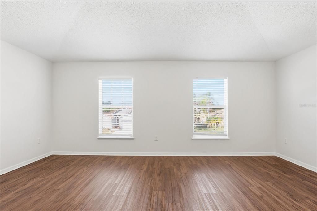 На продажу: $394,900 (4 спален, 2 ванн, 2848 Квадратных фут)