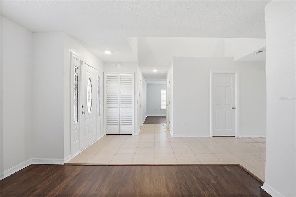 На продажу: $394,900 (4 спален, 2 ванн, 2848 Квадратных фут)