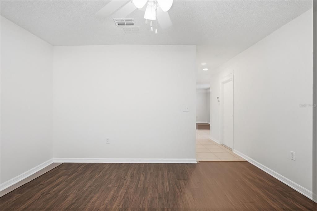 На продажу: $394,900 (4 спален, 2 ванн, 2848 Квадратных фут)