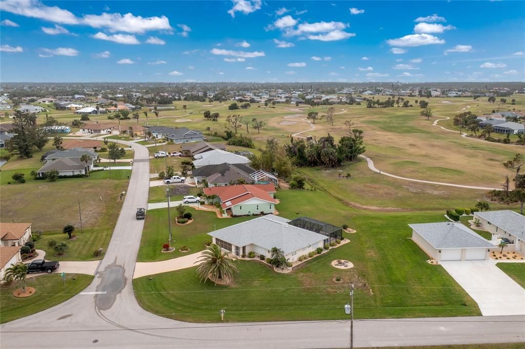 En Venta: $329,000 (3 camas, 2 baños, 1579 Pies cuadrados)