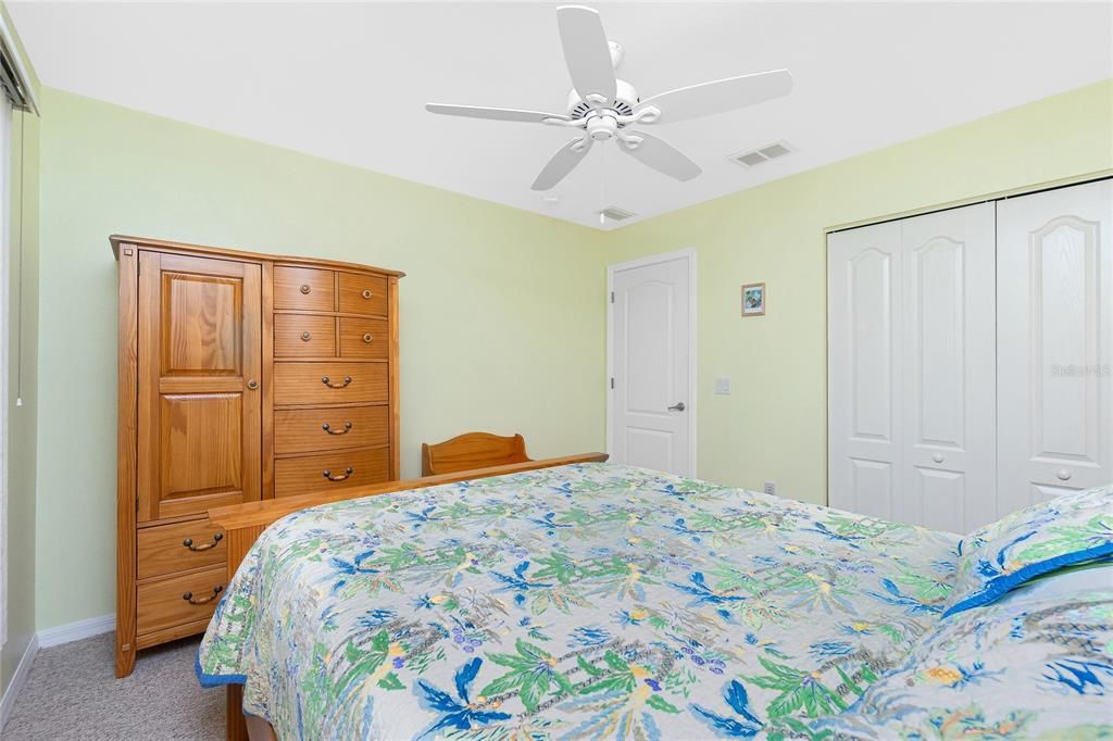 En Venta: $329,000 (3 camas, 2 baños, 1579 Pies cuadrados)