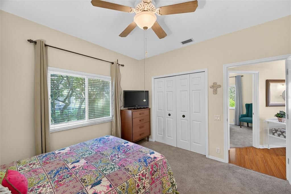 Под контрактом: $525,000 (3 спален, 2 ванн, 2368 Квадратных фут)