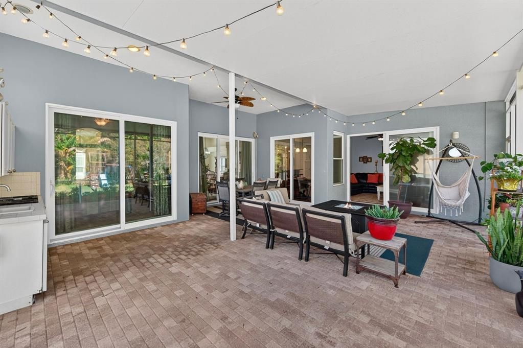 Под контрактом: $525,000 (3 спален, 2 ванн, 2368 Квадратных фут)