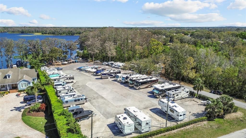 For Sale: $295,000 (2 beds, 2 baths, 1230 Square Feet)