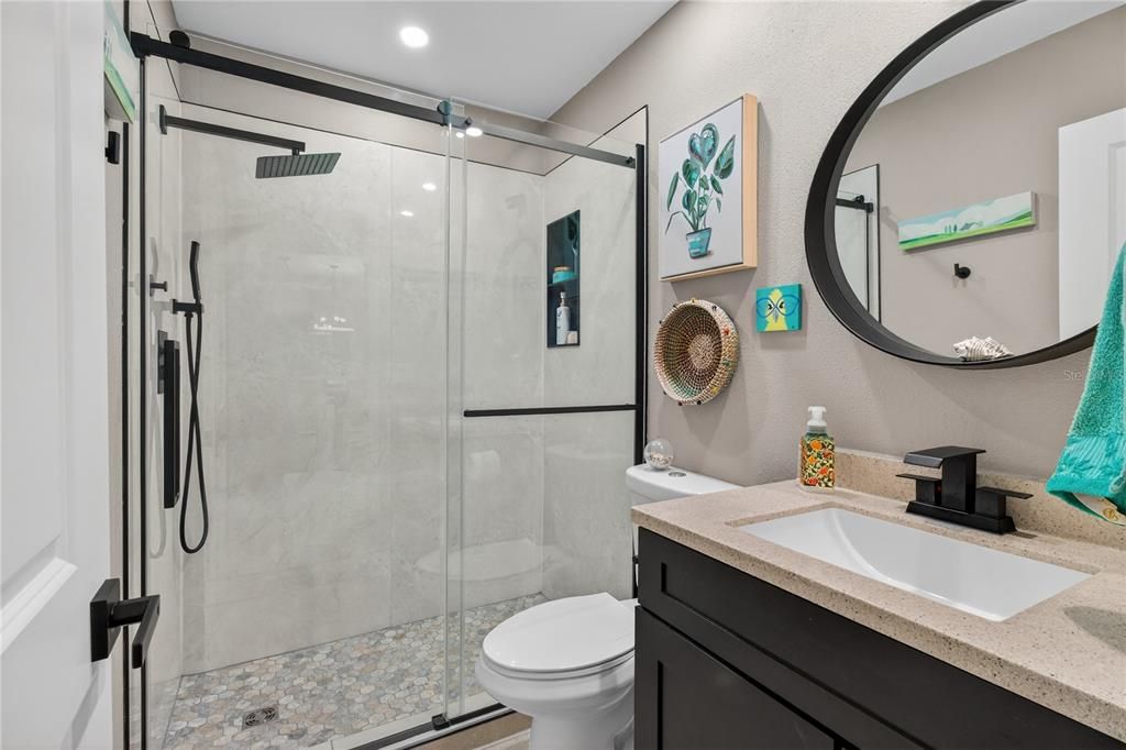 For Sale: $295,000 (2 beds, 2 baths, 1230 Square Feet)