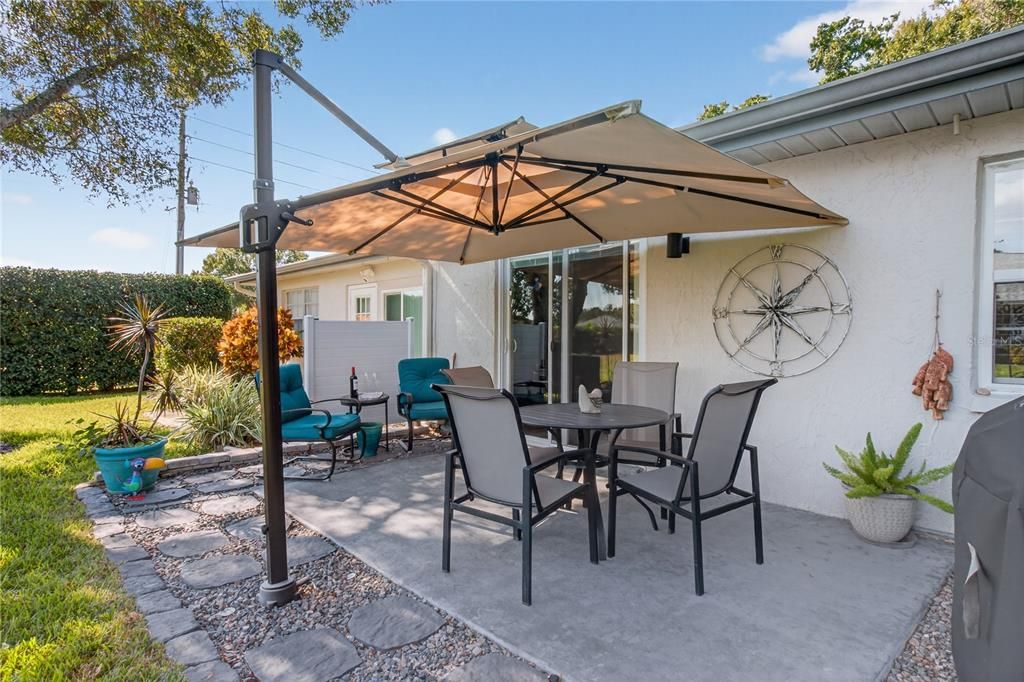 For Sale: $295,000 (2 beds, 2 baths, 1230 Square Feet)