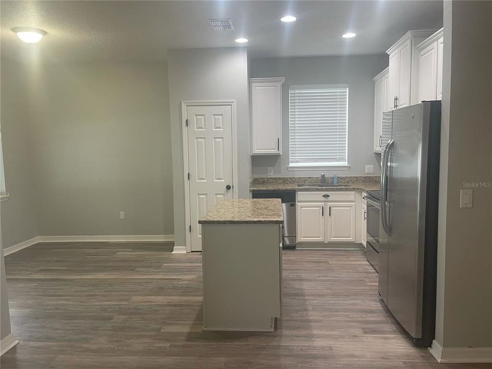 En Renta: $1,900 (3 camas, 2 baños, 1377 Pies cuadrados)