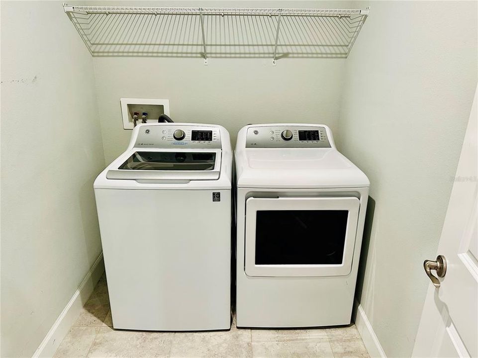 For Sale: $325,000 (3 beds, 2 baths, 1532 Square Feet)