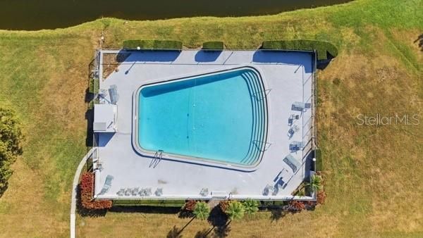 For Sale: $130,000 (2 beds, 2 baths, 1000 Square Feet)