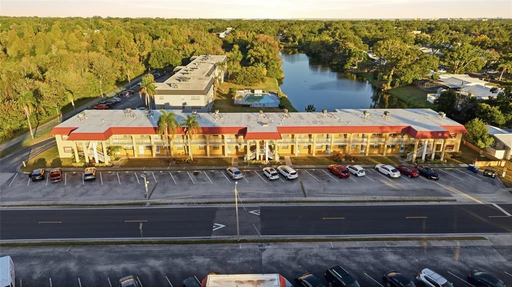 For Sale: $130,000 (2 beds, 2 baths, 1000 Square Feet)