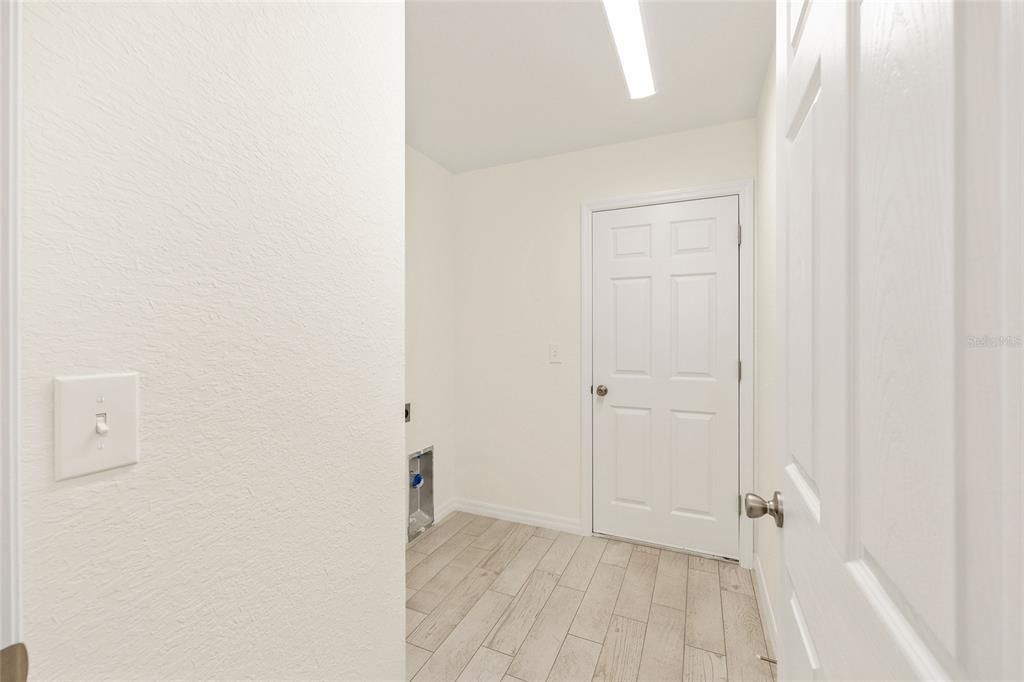 En Venta: $235,000 (3 camas, 2 baños, 1091 Pies cuadrados)