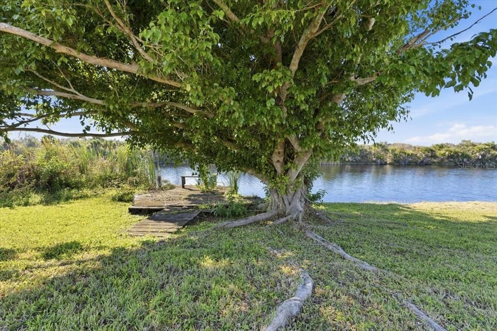 For Rent: $3,500 (3 beds, 2 baths, 1116 Square Feet)