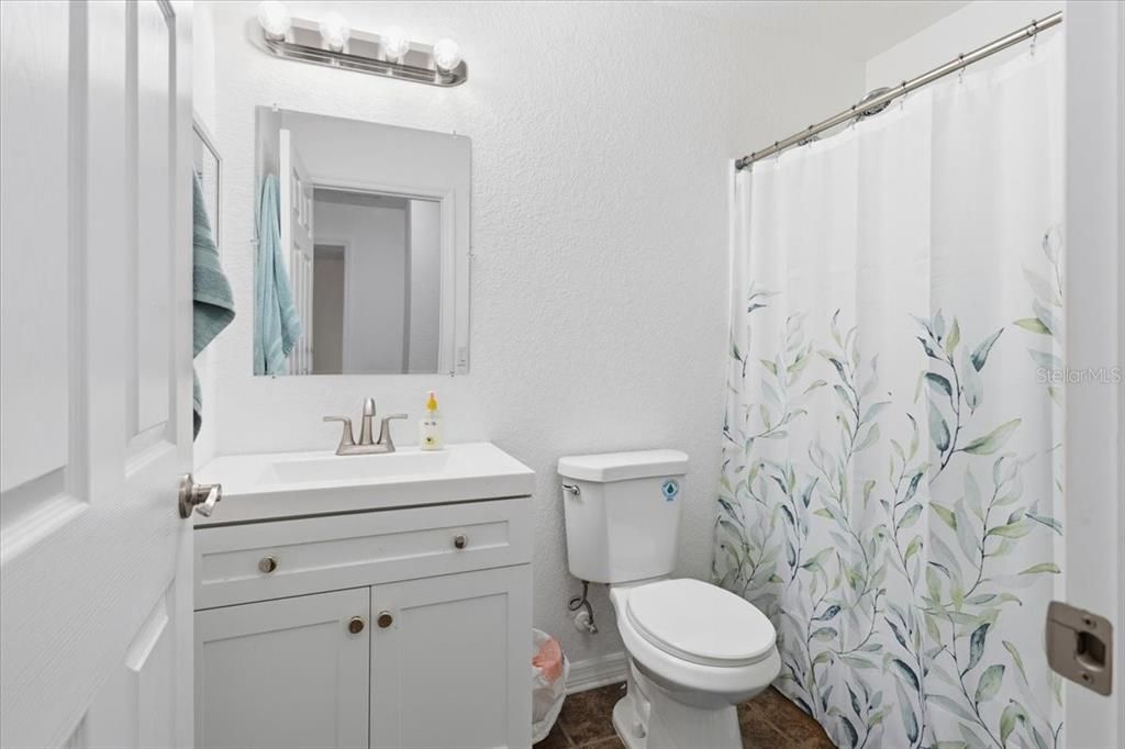 For Rent: $3,500 (3 beds, 2 baths, 1116 Square Feet)