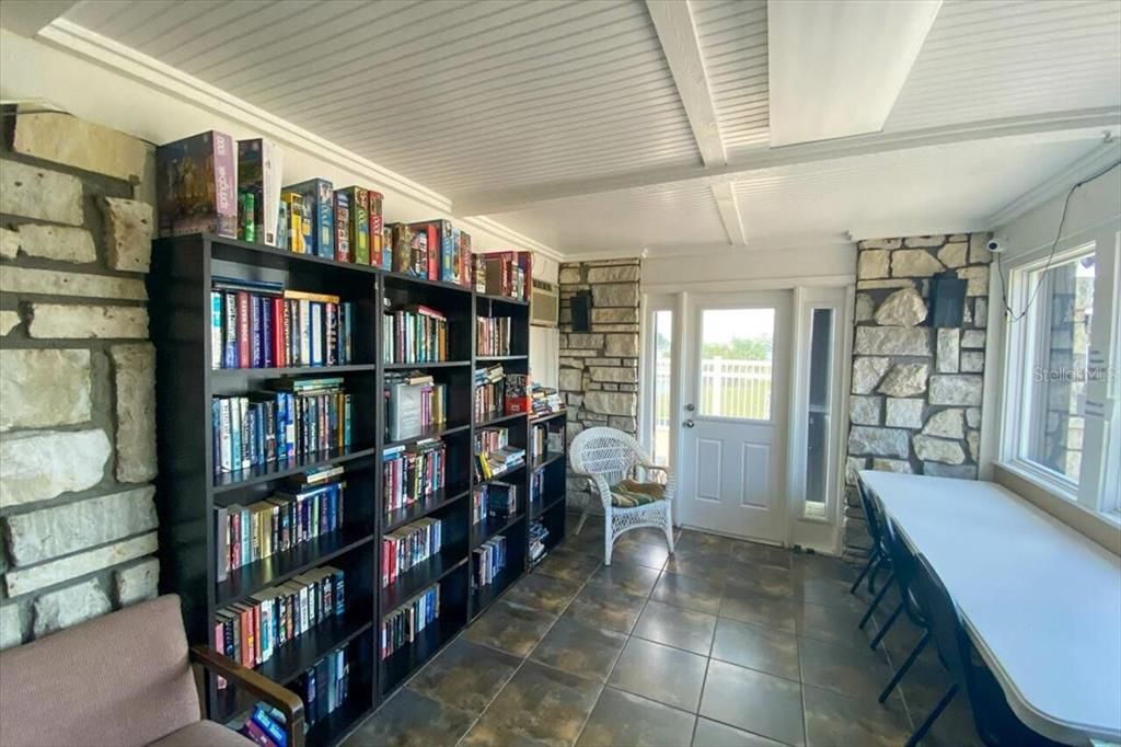 For Rent: $3,500 (3 beds, 2 baths, 1116 Square Feet)