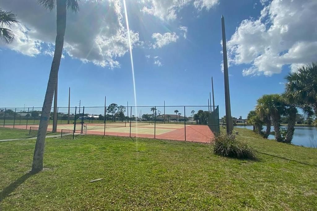 For Rent: $3,500 (3 beds, 2 baths, 1116 Square Feet)