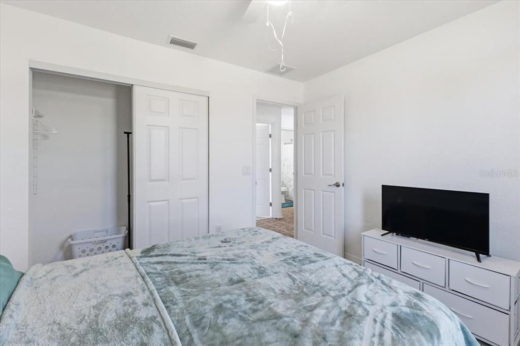 For Rent: $3,500 (3 beds, 2 baths, 1116 Square Feet)